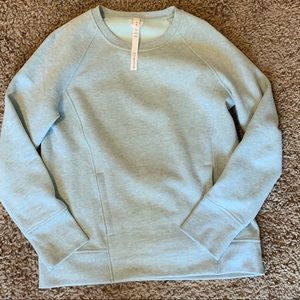 Lululemon Crew Neck pullover